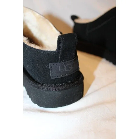 NIB UGG WOMEN'S MICRO MINI SUEDE SHEARLING LINED BOOTS BLACK US 7 EU 38 - Picture 6 of 8
